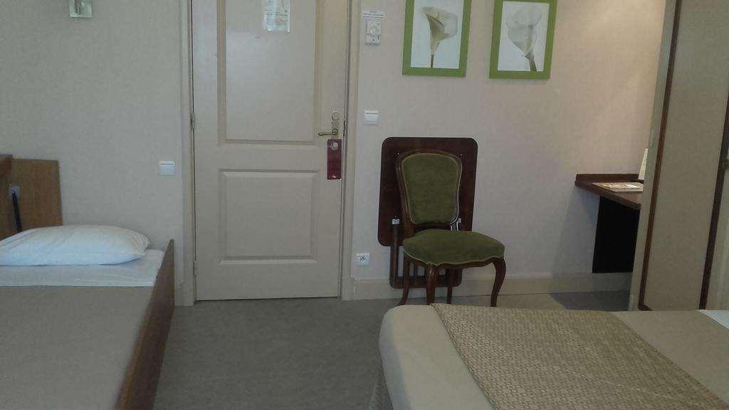 Cit'Hotel Sphinx - Hotel Montélimar Pokoj fotografie